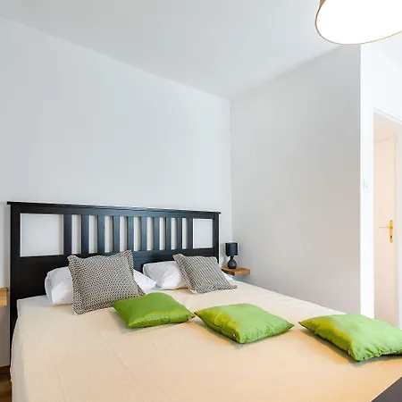 Renoviertes, Modernes Nur 200 Meter Zum Mit Meerblick, Waschmaschine, Grill