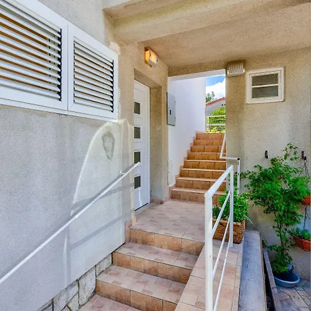 Renoviertes, Modernes Nur 200 Meter Zum Mit Meerblick, Waschmaschine, Grill *