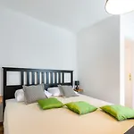Renoviertes, Modernes Nur 200 Meter Zum Mit Meerblick, Waschmaschine, Grill