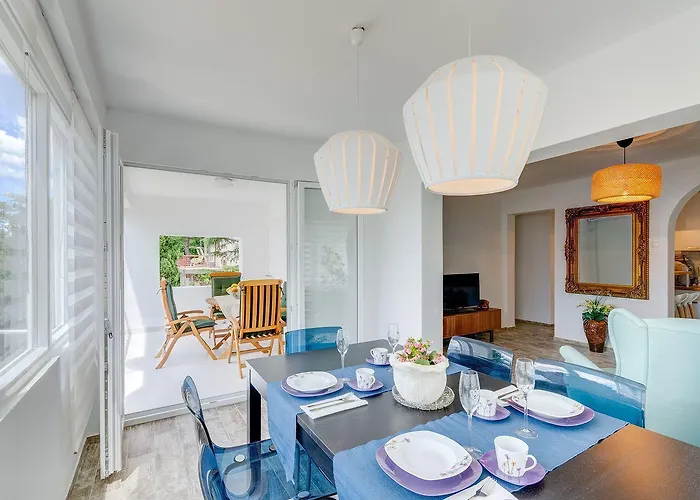 Renoviertes, Modernes Nur 200 Meter Zum Mit Meerblick, Waschmaschine, Grill 크리크베니카