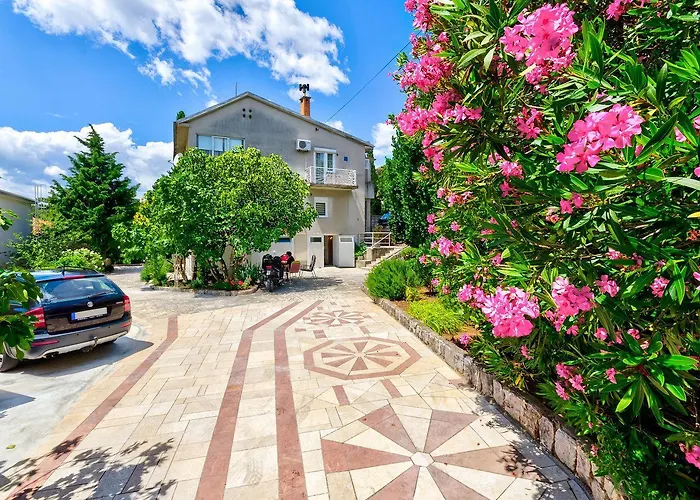 Renoviertes, Modernes Nur 200 Meter Zum Mit Meerblick, Waschmaschine, Grill 아파트